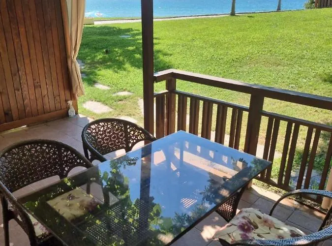 къща на брега на морето влас, Garden Of Eden 公寓 圣弗拉斯