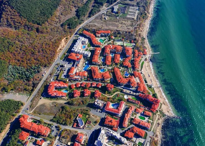 къща на брега на морето влас, Garden Of Eden *