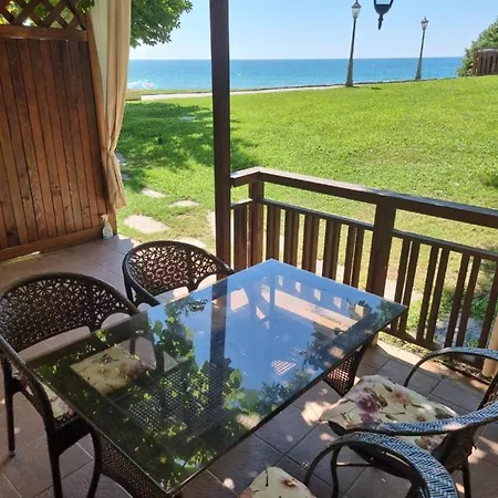 къща на брега на морето влас, Garden Of Eden アパート スヴェティ・ヴラス