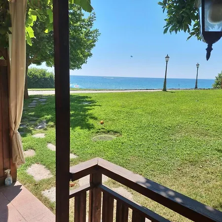 Apartamento къща на брега на морето влас, Garden Of Eden