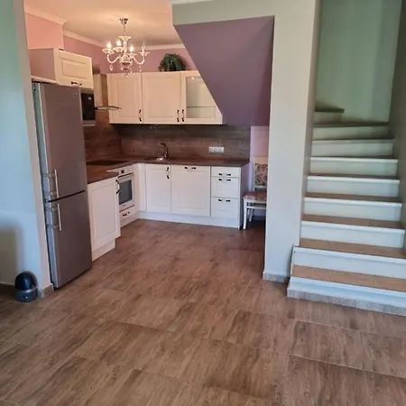 Appartamento къща на брега на морето влас, Garden Of Eden