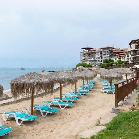 къща на брега на морето влас, Garden Of Eden スヴェティ・ヴラス